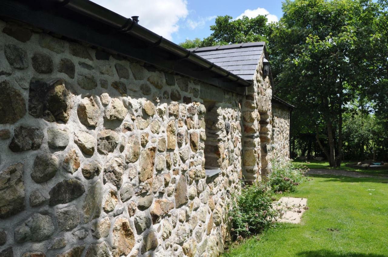 The Barn At Cae Bach Gwalchmai Exterior foto